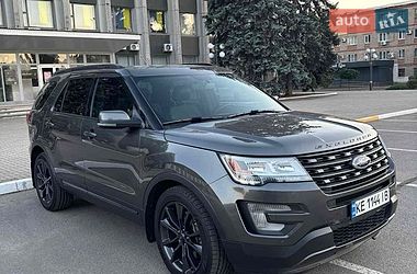 Позашляховик / Кросовер Ford Explorer 2017 в Дніпрі