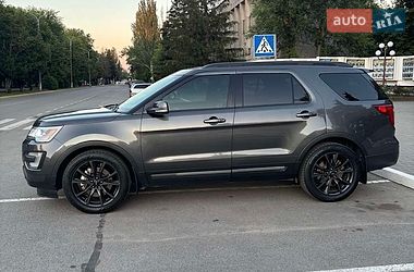 Позашляховик / Кросовер Ford Explorer 2017 в Дніпрі
