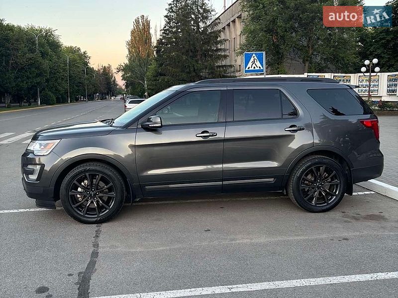 Позашляховик / Кросовер Ford Explorer 2017 в Дніпрі