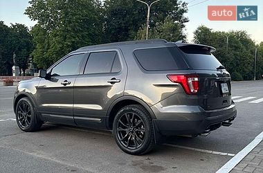 Позашляховик / Кросовер Ford Explorer 2017 в Дніпрі