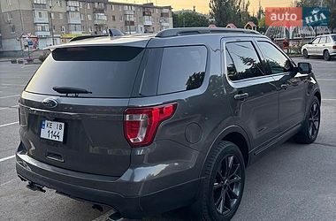 Позашляховик / Кросовер Ford Explorer 2017 в Дніпрі