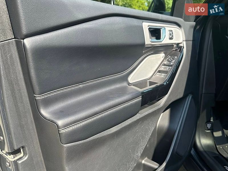Позашляховик / Кросовер Ford Explorer 2022 в Тернополі
