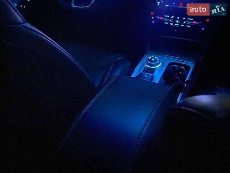 Позашляховик / Кросовер Ford Explorer 2022 в Тернополі