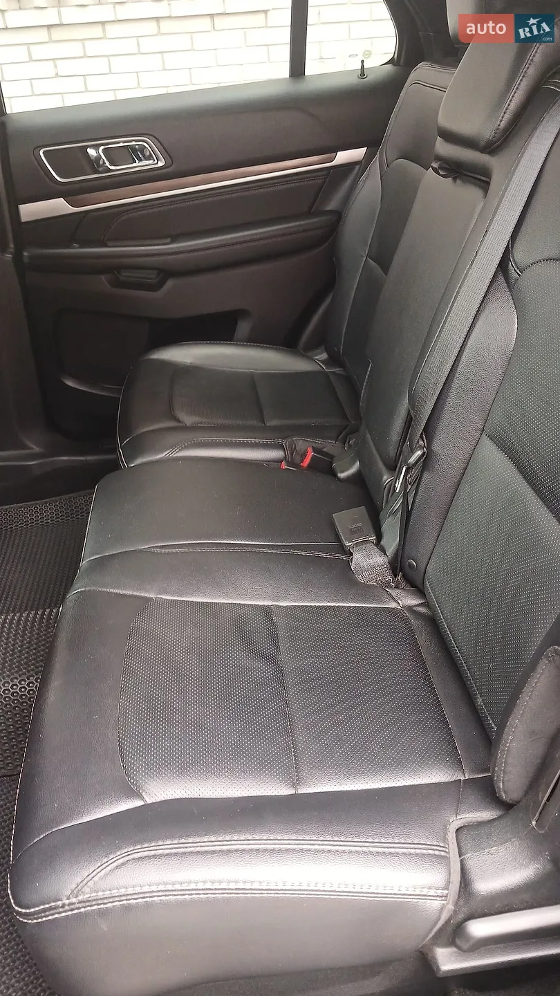 2018 Ford Explorer - мініатюра 12