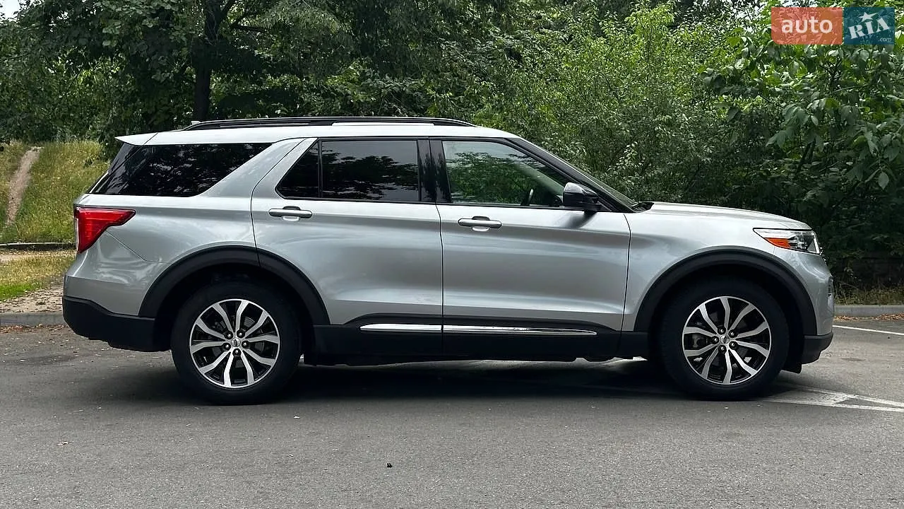 2020 Ford Explorer - мініатюра 4