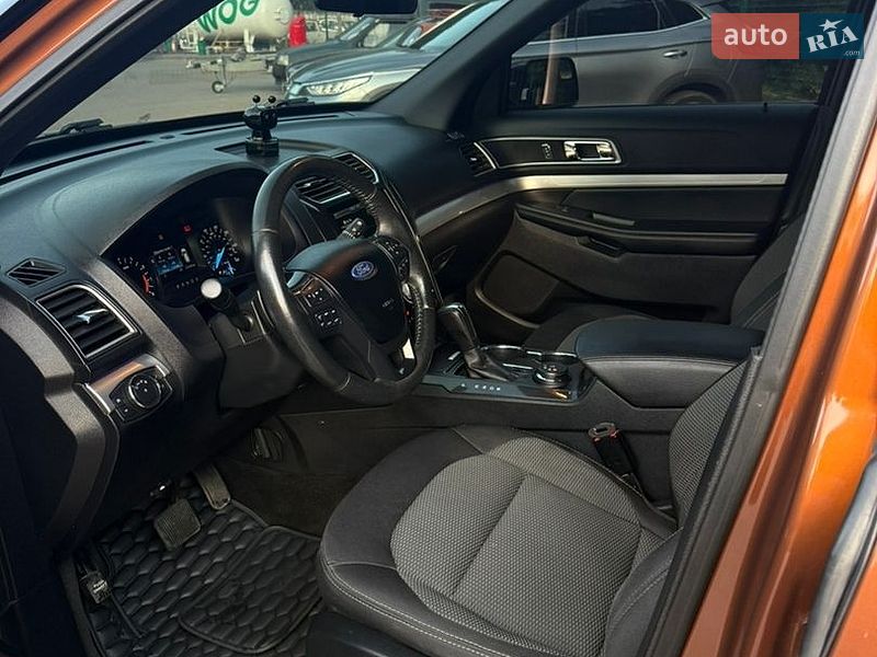 Внедорожник / Кроссовер Ford Explorer 2017 в Киеве