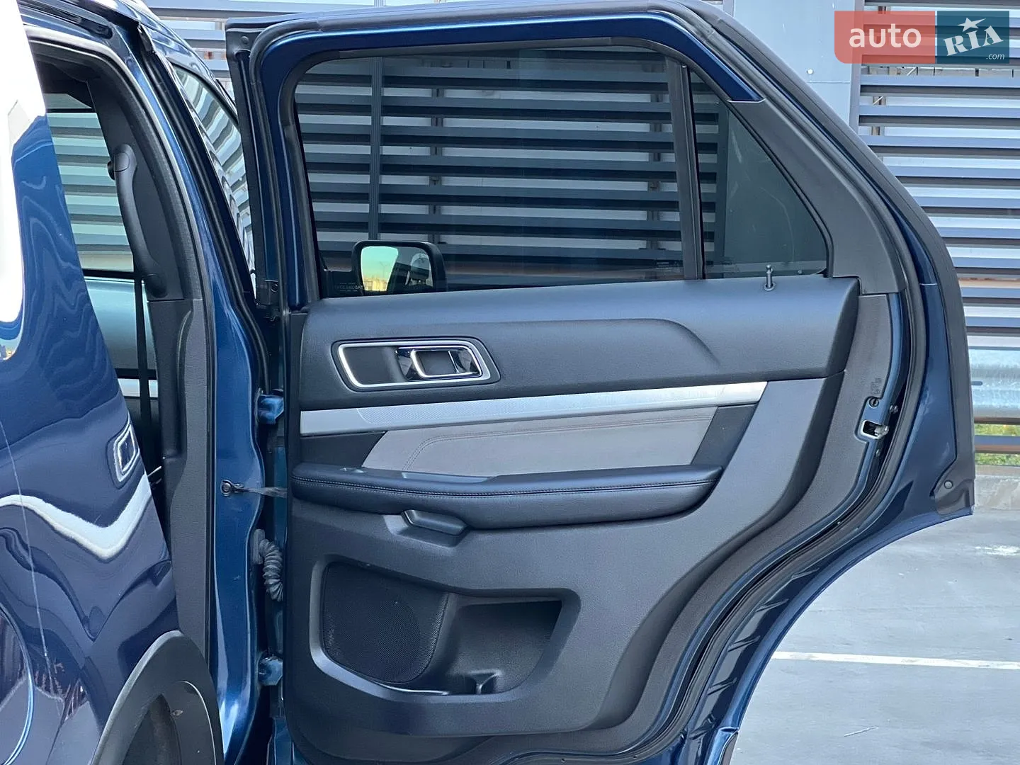 2018 Ford Explorer - мініатюра 27