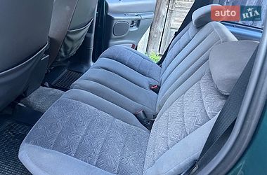 Позашляховик / Кросовер Ford Explorer 2000 в Києві