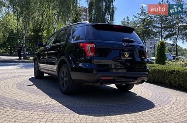 Внедорожник / Кроссовер Ford Explorer 2017 в Львове