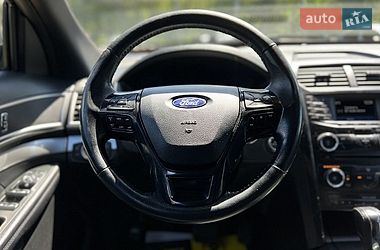 Внедорожник / Кроссовер Ford Explorer 2017 в Львове