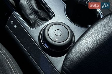 Внедорожник / Кроссовер Ford Explorer 2017 в Львове