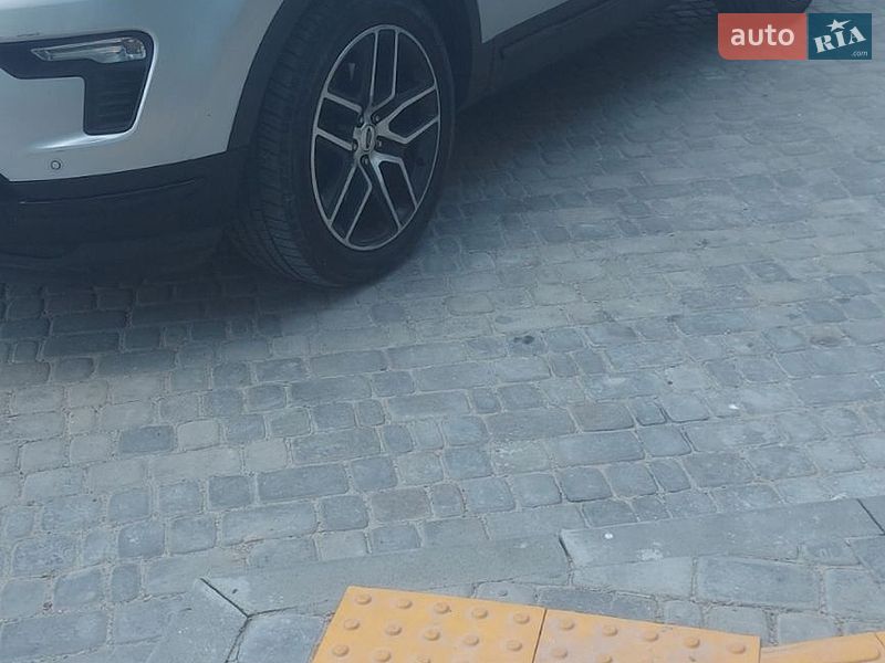 Внедорожник / Кроссовер Ford Explorer 2019 в Львове фото 2 Внедорожник / Кроссовер Ford Explorer 2019 в Львове