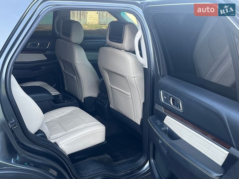 Позашляховик / Кросовер Ford Explorer 2016 в Обухівці