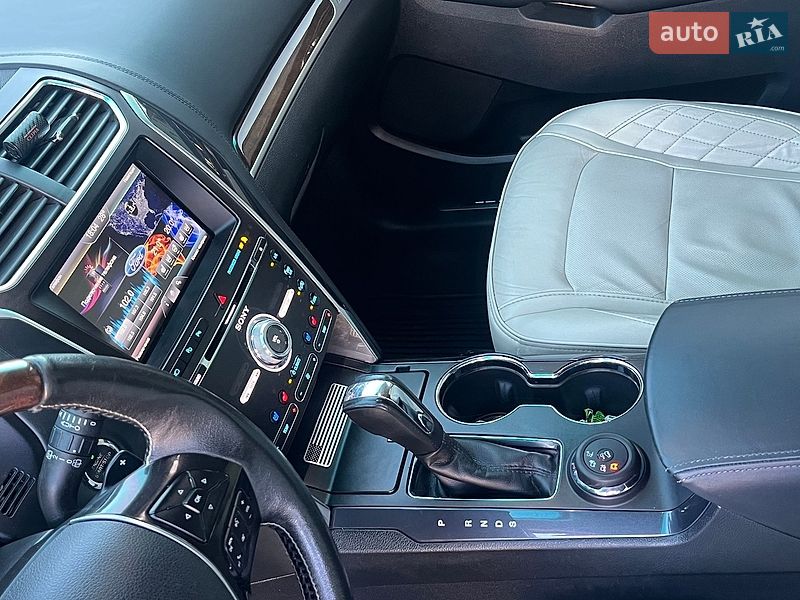 Позашляховик / Кросовер Ford Explorer 2016 в Обухівці