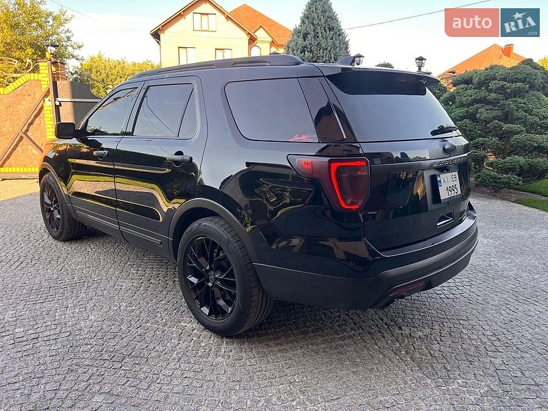 Внедорожник / Кроссовер Ford Explorer 2016 в Броварах
