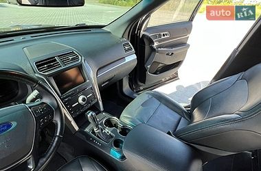 Внедорожник / Кроссовер Ford Explorer 2016 в Виннице