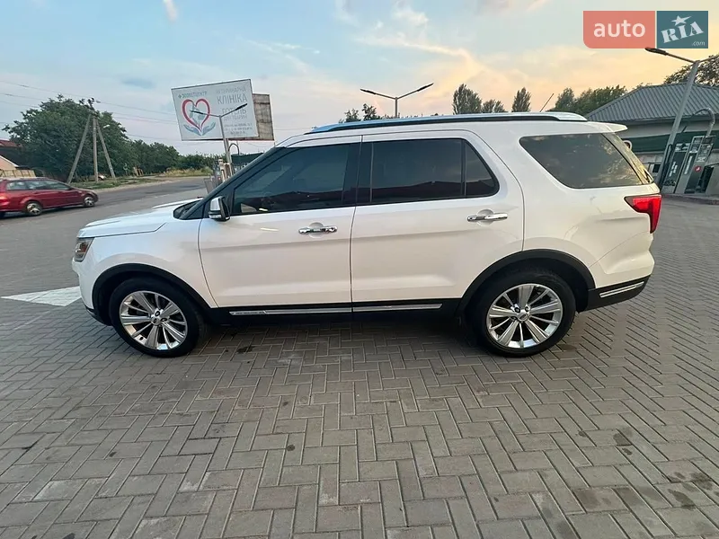 Ford Explorer