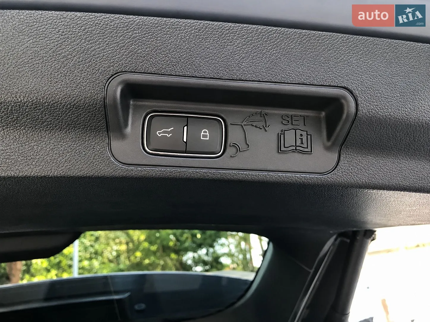 2019 Ford Explorer - мініатюра 13