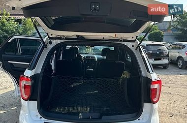 Позашляховик / Кросовер Ford Explorer 2015 в Вінниці