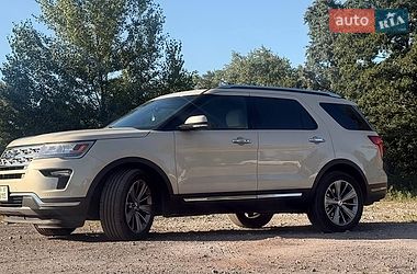 Позашляховик / Кросовер Ford Explorer 2018 в Києві