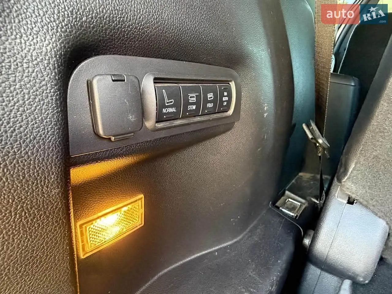 2015 Ford Explorer - мініатюра 12