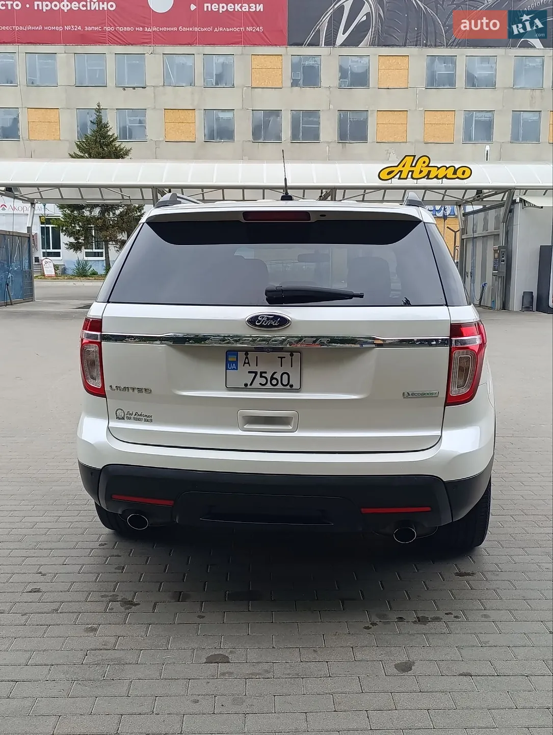 2012 Ford Explorer - мініатюра 9