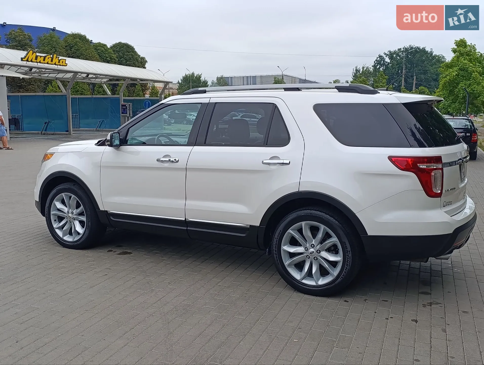 2012 Ford Explorer - мініатюра 12