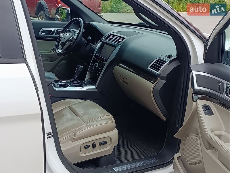 Внедорожник / Кроссовер Ford Explorer 2012 в Белой Церкви