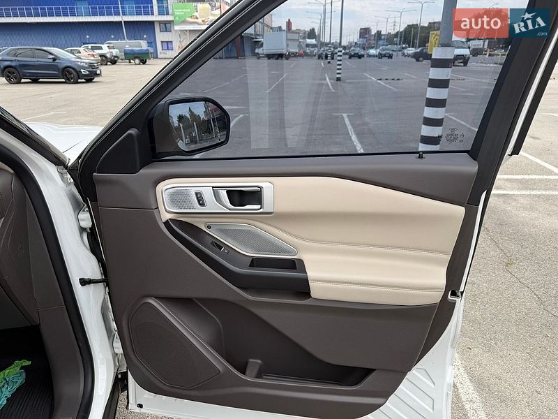 Позашляховик / Кросовер Ford Explorer 2019 в Дніпрі