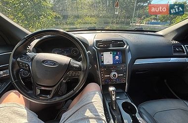Внедорожник / Кроссовер Ford Explorer 2017 в Полтаве