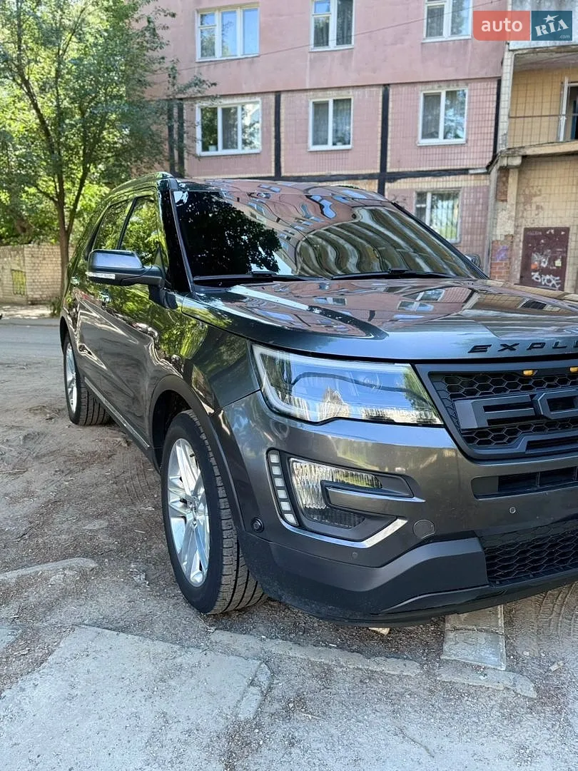 2017 Ford Explorer - мініатюра 6