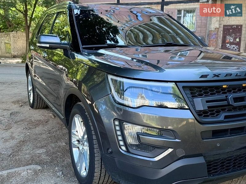 Внедорожник / Кроссовер Ford Explorer 2017 в Днепре