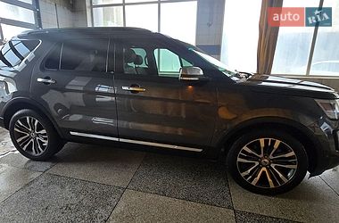 Позашляховик / Кросовер Ford Explorer 2015 в Одесі фото 23 Позашляховик / Кросовер Ford Explorer 2015 в Одесі