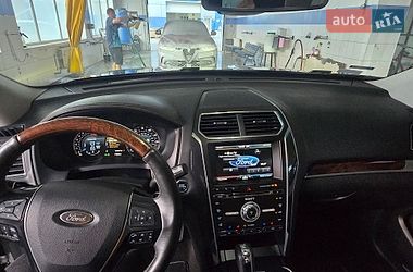 Позашляховик / Кросовер Ford Explorer 2015 в Одесі фото 30 Позашляховик / Кросовер Ford Explorer 2015 в Одесі