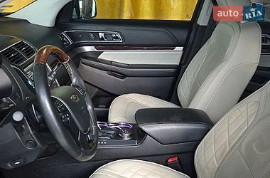 Позашляховик / Кросовер Ford Explorer 2015 в Одесі фото 32 Позашляховик / Кросовер Ford Explorer 2015 в Одесі