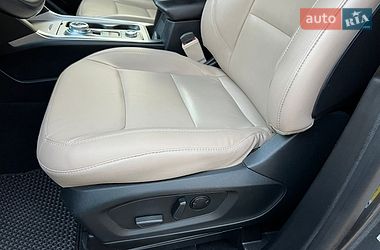 Внедорожник / Кроссовер Ford Explorer 2020 в Ровно
