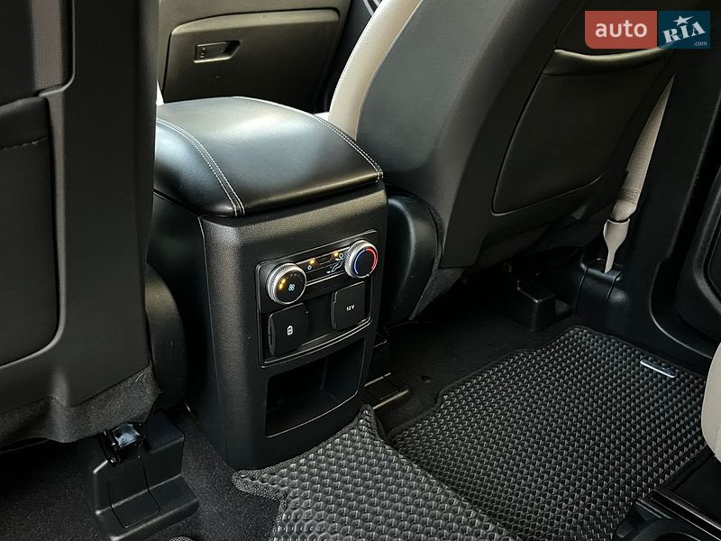 Внедорожник / Кроссовер Ford Explorer 2020 в Ровно