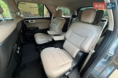 Внедорожник / Кроссовер Ford Explorer 2020 в Ровно