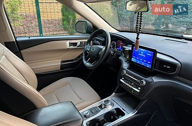Внедорожник / Кроссовер Ford Explorer 2020 в Ровно