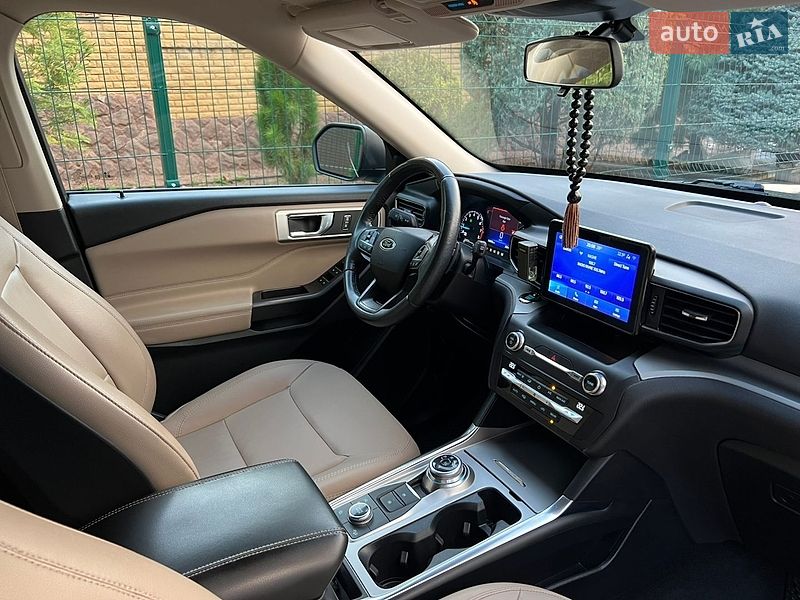 Внедорожник / Кроссовер Ford Explorer 2020 в Ровно