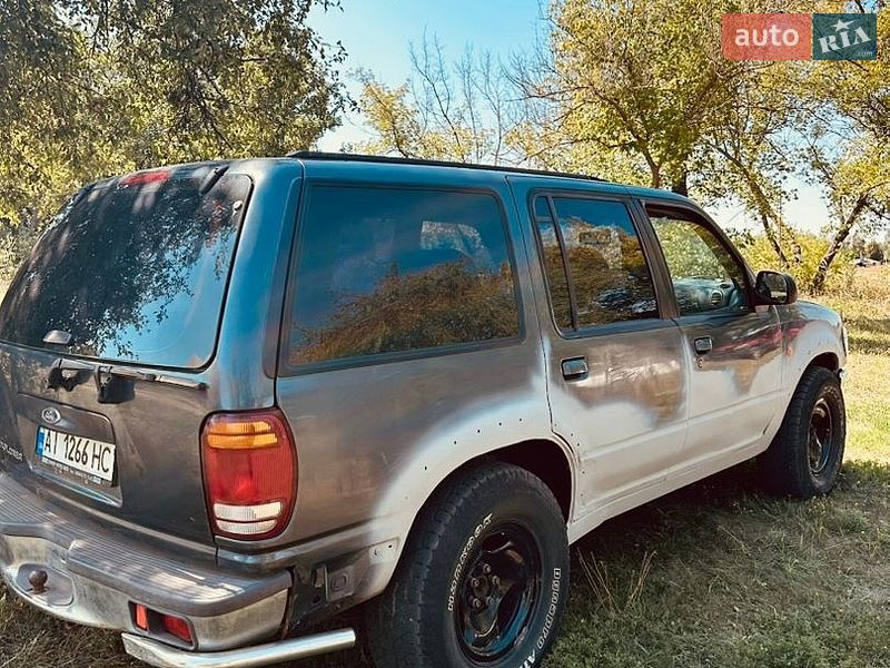 Внедорожник / Кроссовер Ford Explorer 1998 в Харькове