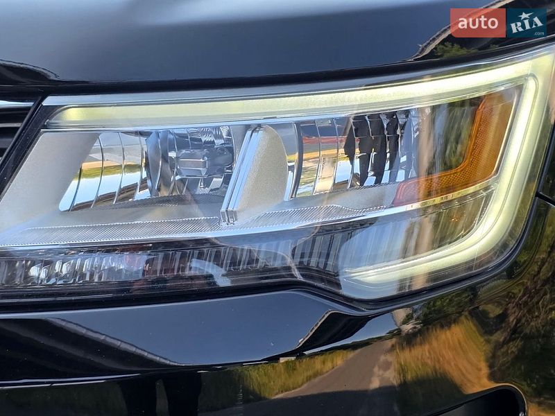 Позашляховик / Кросовер Ford Explorer 2017 в Києві