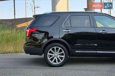 Позашляховик / Кросовер Ford Explorer 2017 в Києві