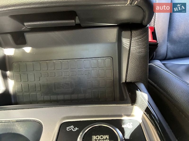 Позашляховик / Кросовер Ford Explorer 2023 в Дніпрі