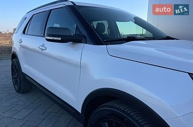 Позашляховик / Кросовер Ford Explorer 2018 в Рівному