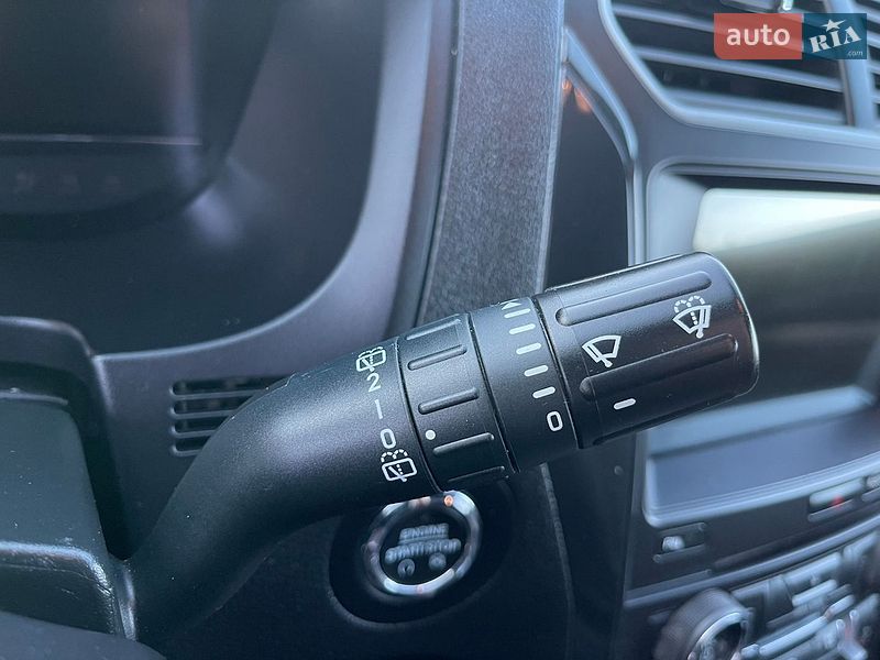 Позашляховик / Кросовер Ford Explorer 2018 в Рівному