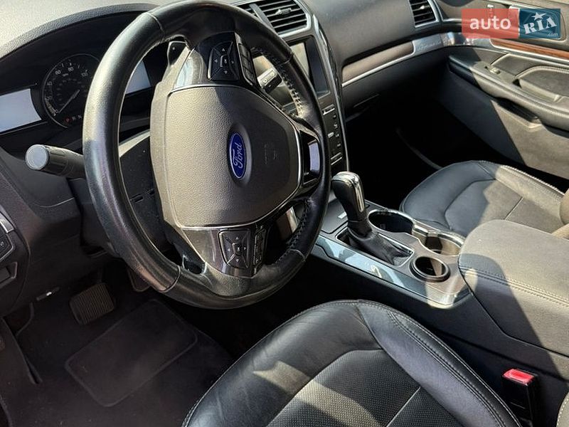 Позашляховик / Кросовер Ford Explorer 2017 в Києві