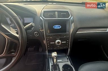 Позашляховик / Кросовер Ford Explorer 2017 в Києві