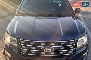 Внедорожник / Кроссовер Ford Explorer 2016 в Запорожье