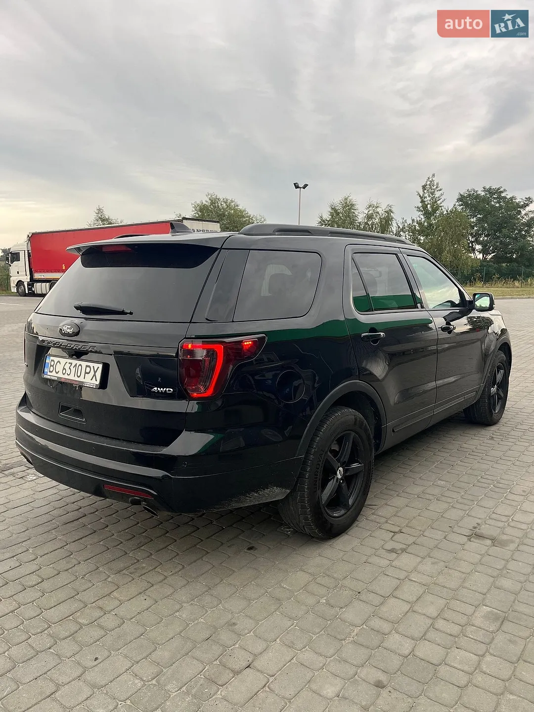 2016 Ford Explorer - мініатюра 7